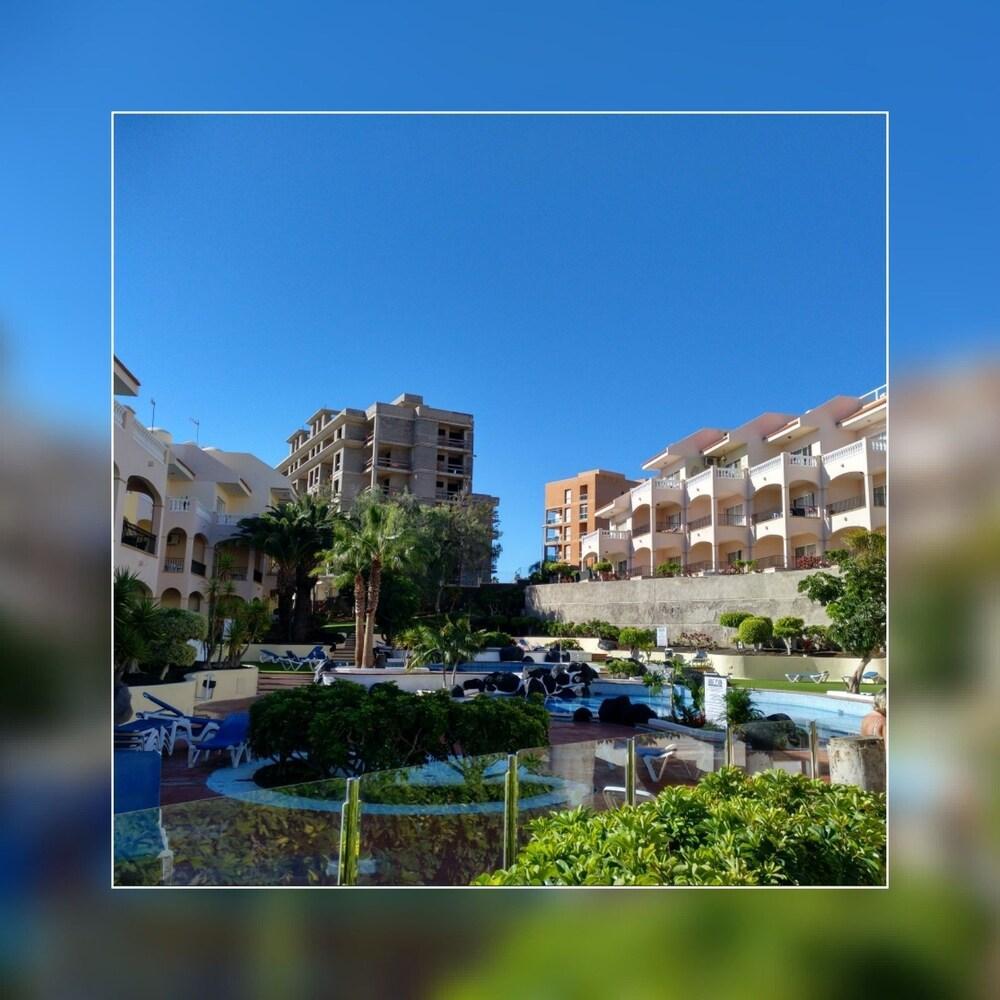 Apartment Golf Park Los Abrigos Exterior photo