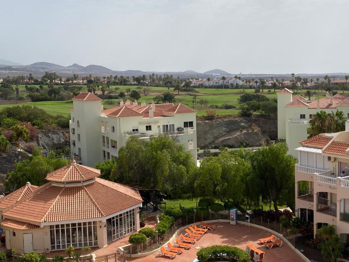 Apartment Golf Park Los Abrigos Exterior photo