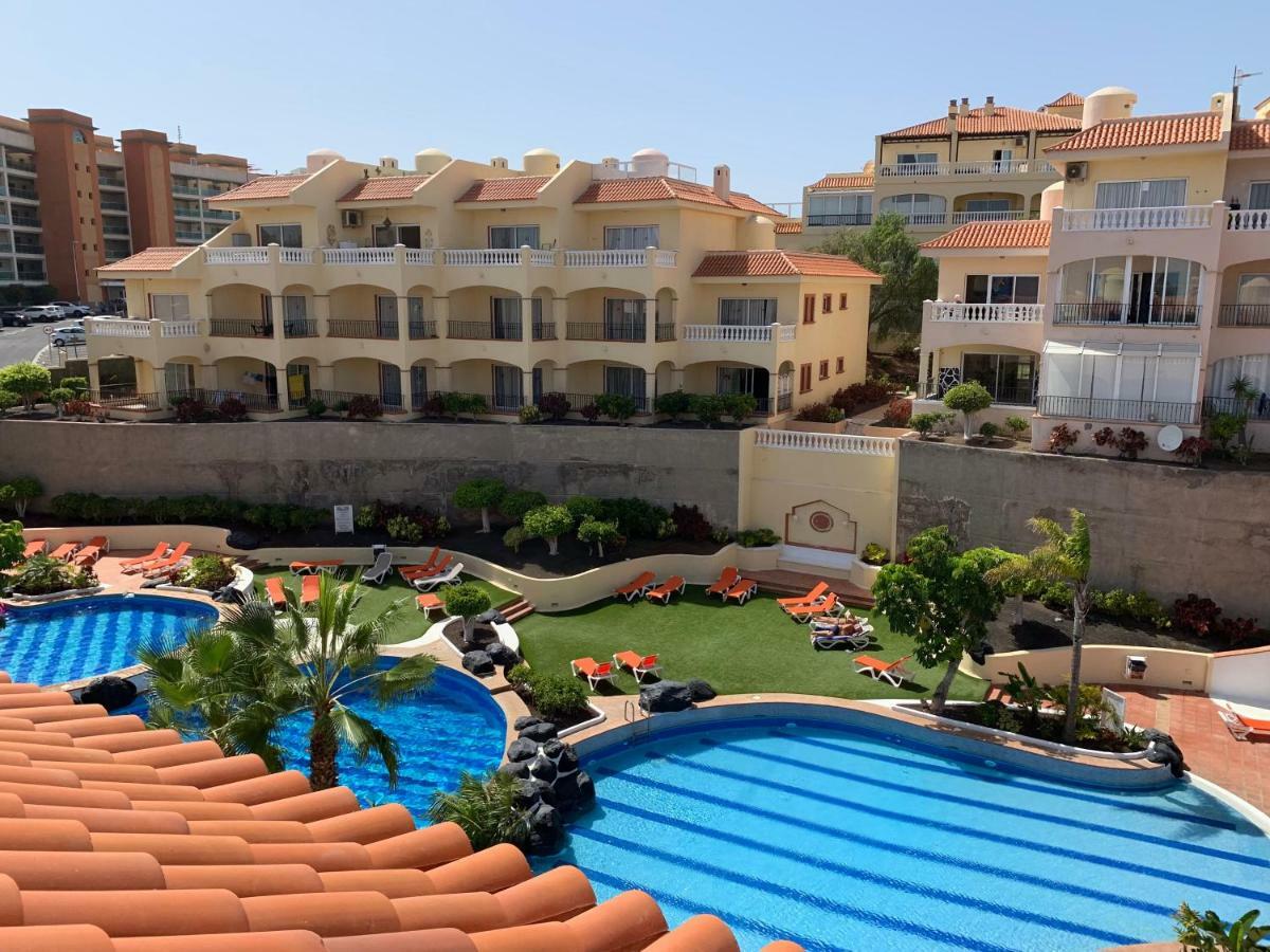 Apartment Golf Park Los Abrigos Exterior photo