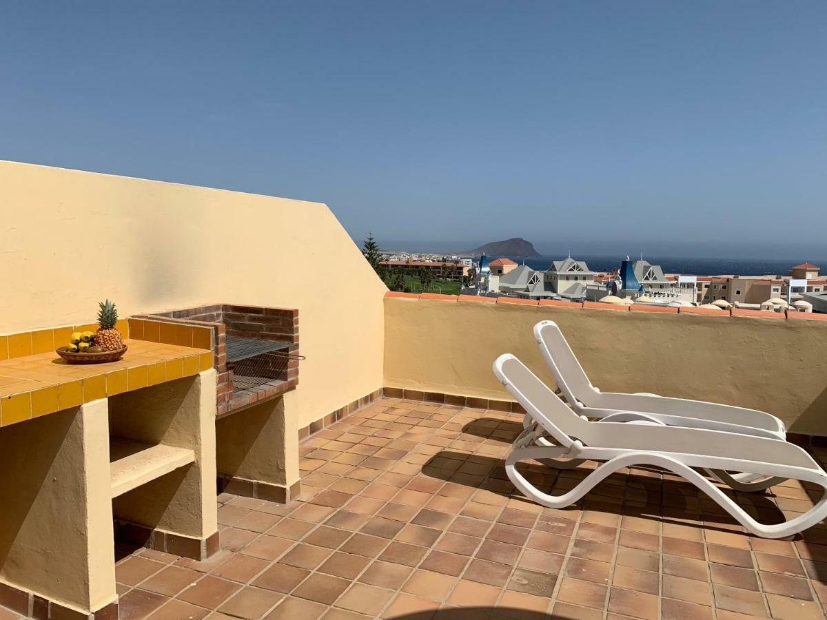 Apartment Golf Park Los Abrigos Exterior photo